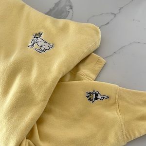 GOAT USA hoodie size large